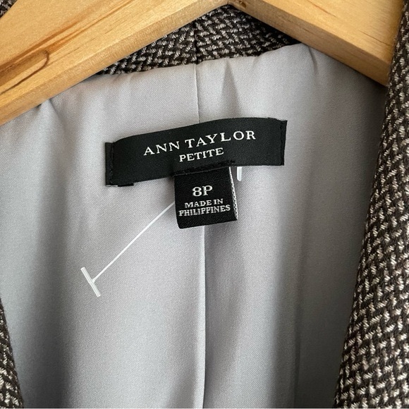 Ann Taylor Herringbone Blazer NWOT Size 8 Petite - Picture 5 of 12